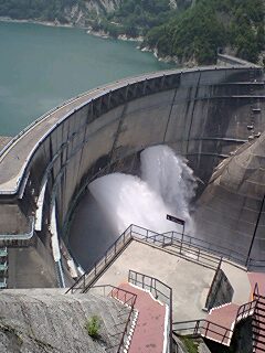 �_���`(^-^)�m