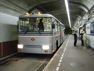 �����|��2���ځ`����2